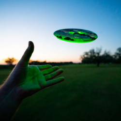 WABOBA Wingman UFO aus Silikon mit LED Licht Ø 15cm Frisbee