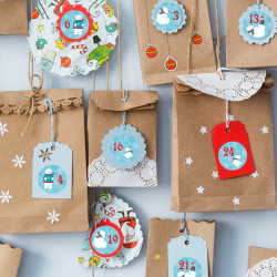 24 Adventskalender Zahlen Aufkleber Eisbären - rund 4 cm Ø - Sticker Weihnachten zum basteln dekorieren DIY